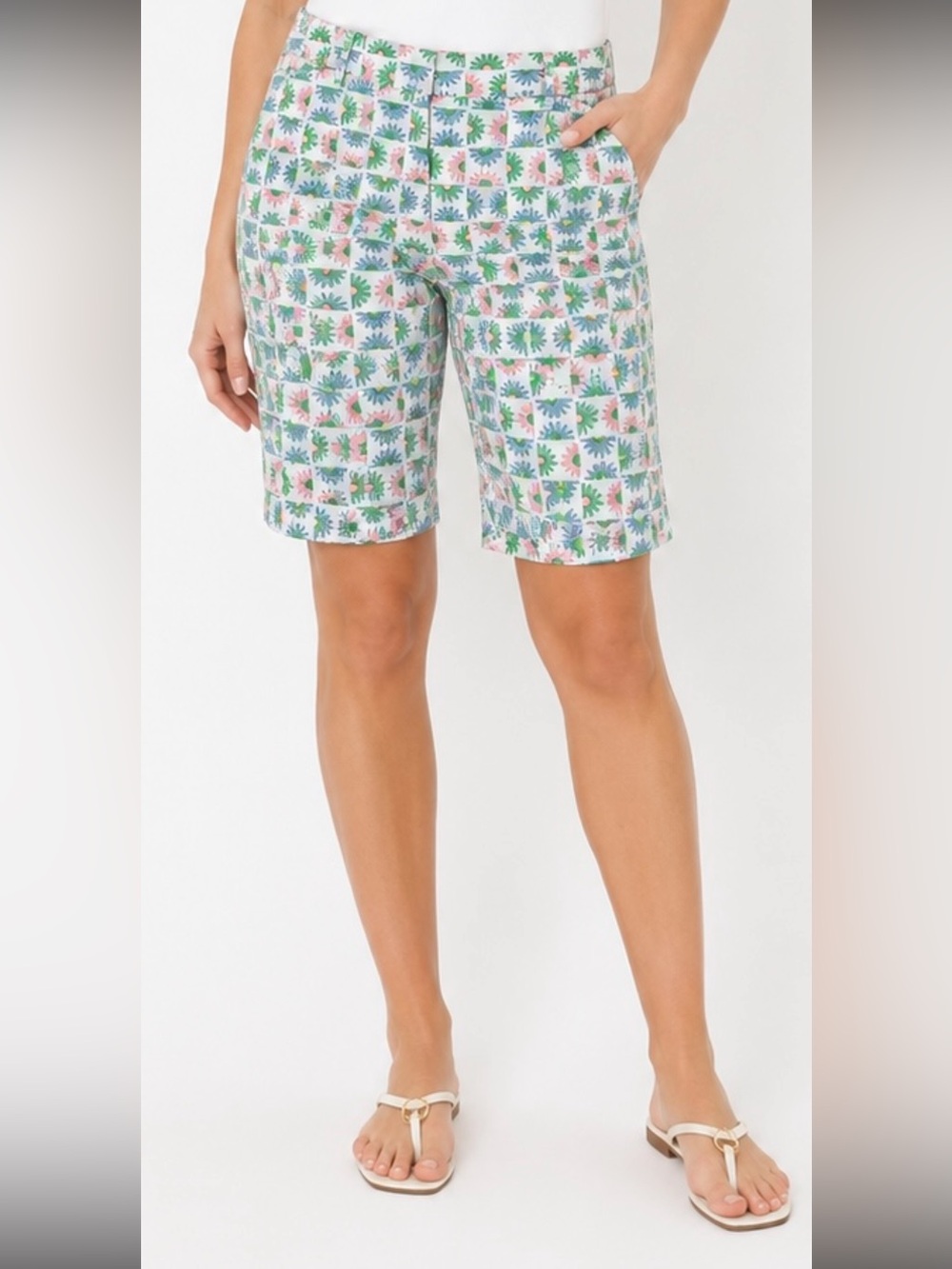 Talbots Floral Bermuda Shorts Size 2 Retro Floral Print